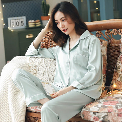 Dames satijnen zomerpyjama • Pyjama-set voor thuis • Nachtkleding met lange mouwen • Nachtpak • Lichtroze ice-silk of wit • Damespyjama