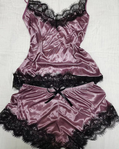 Damespyjama • Modieuze V-hals • Satijn stretch nachthemd met kant • Sexy lingerie • Pyjama met strik • Korte nachtset • Nachtkleding • Nieuw